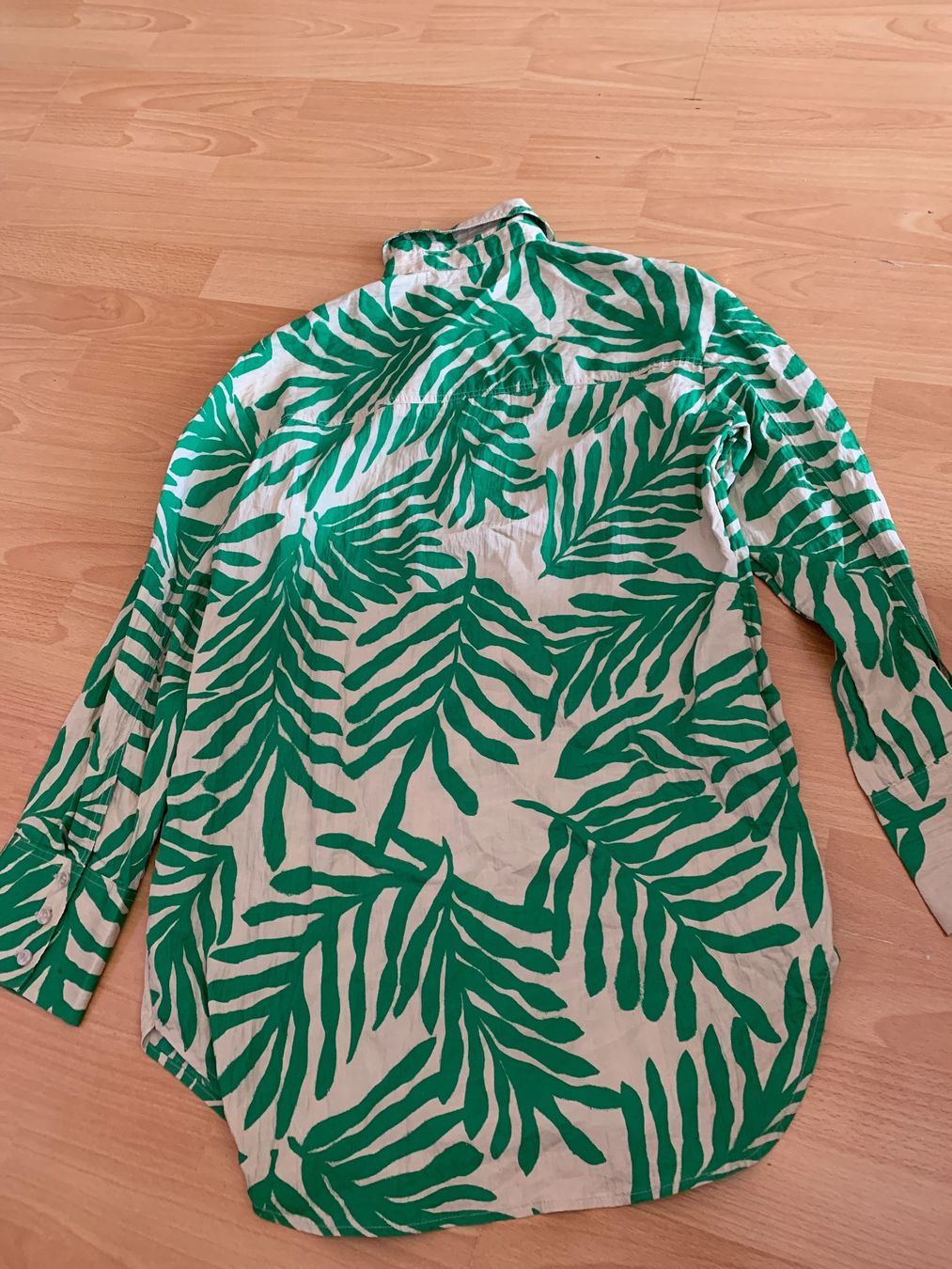 Camicette: Jolie chemise longue taille M – Usato da MEYRIN venduto da Gwendo10 1