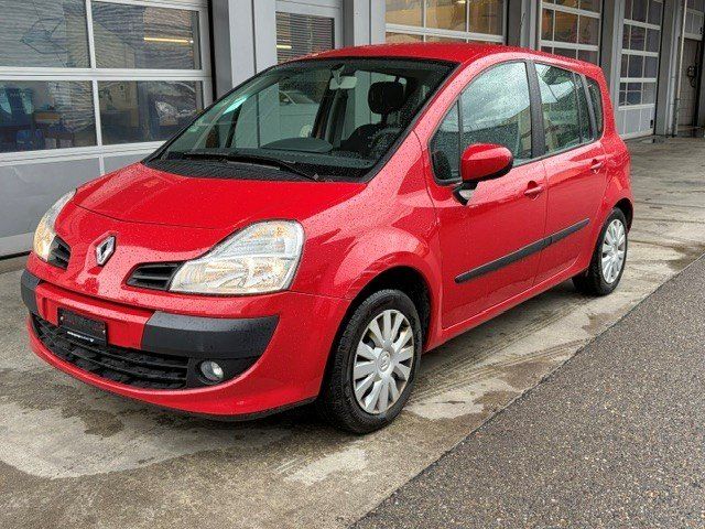 Renault Automobili: Renault Modus 1.6 110 Automat B5a – Usato da Stäfa venduto da Velsatis1