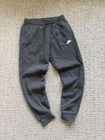 Pantalon de jogging Nike gris taille M état correct