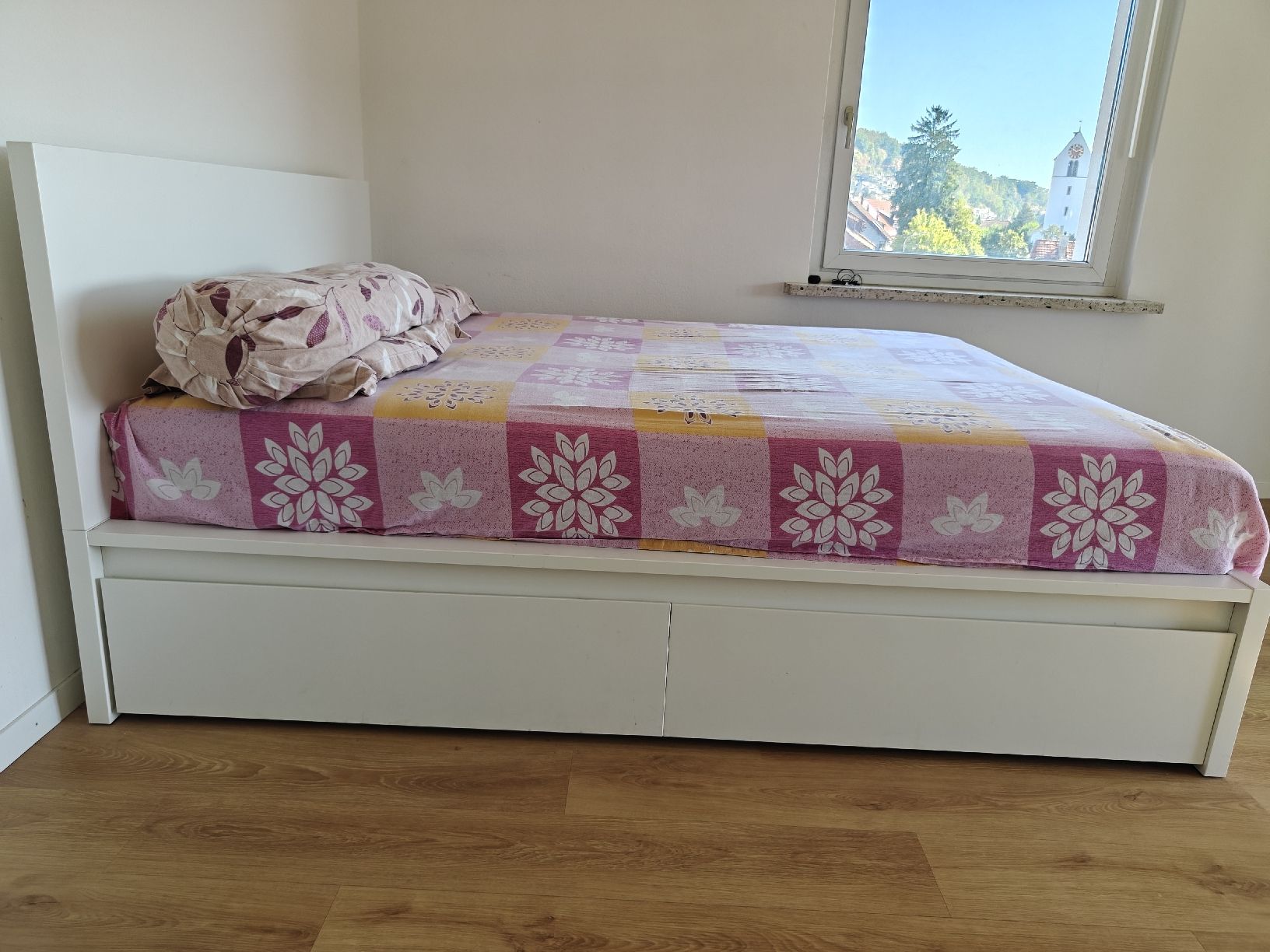 Ikea Letti: Bed frame with storage drawers IKEA 160x200cm – Usato da Umiken venduto da sha_t6kn