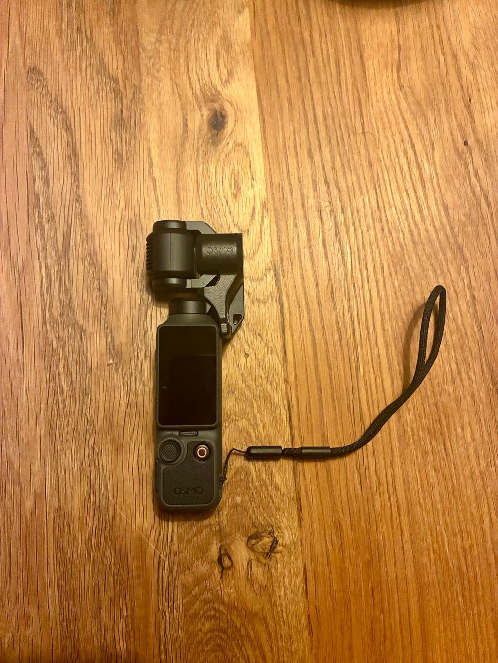 DJI Camcorder: DJI Osmo Pocket 4 Creator Combo – Gebraucht aus Wabern von chr_d2wh
