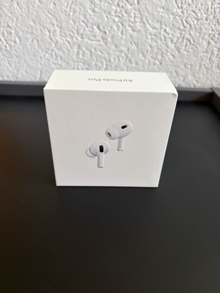 Apple Casques audio: Apple AirPods Pro 2. Generation mit MagSafe Ladecase – Neuf avec emballage d'origine à Büttikon AG par LucasOderSo