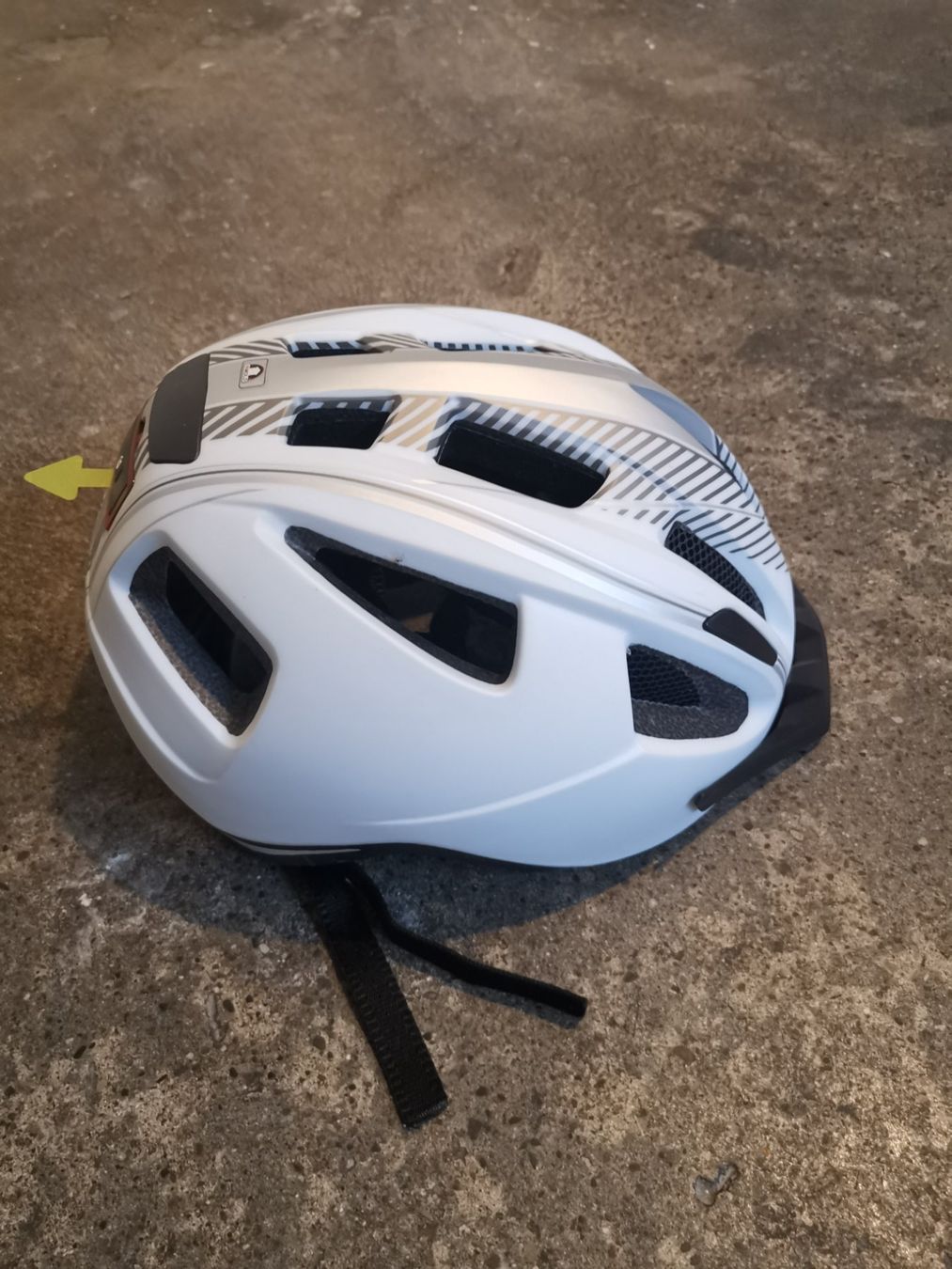 Helme: velohelm – Gebraucht aus Bern von cwa_p82l