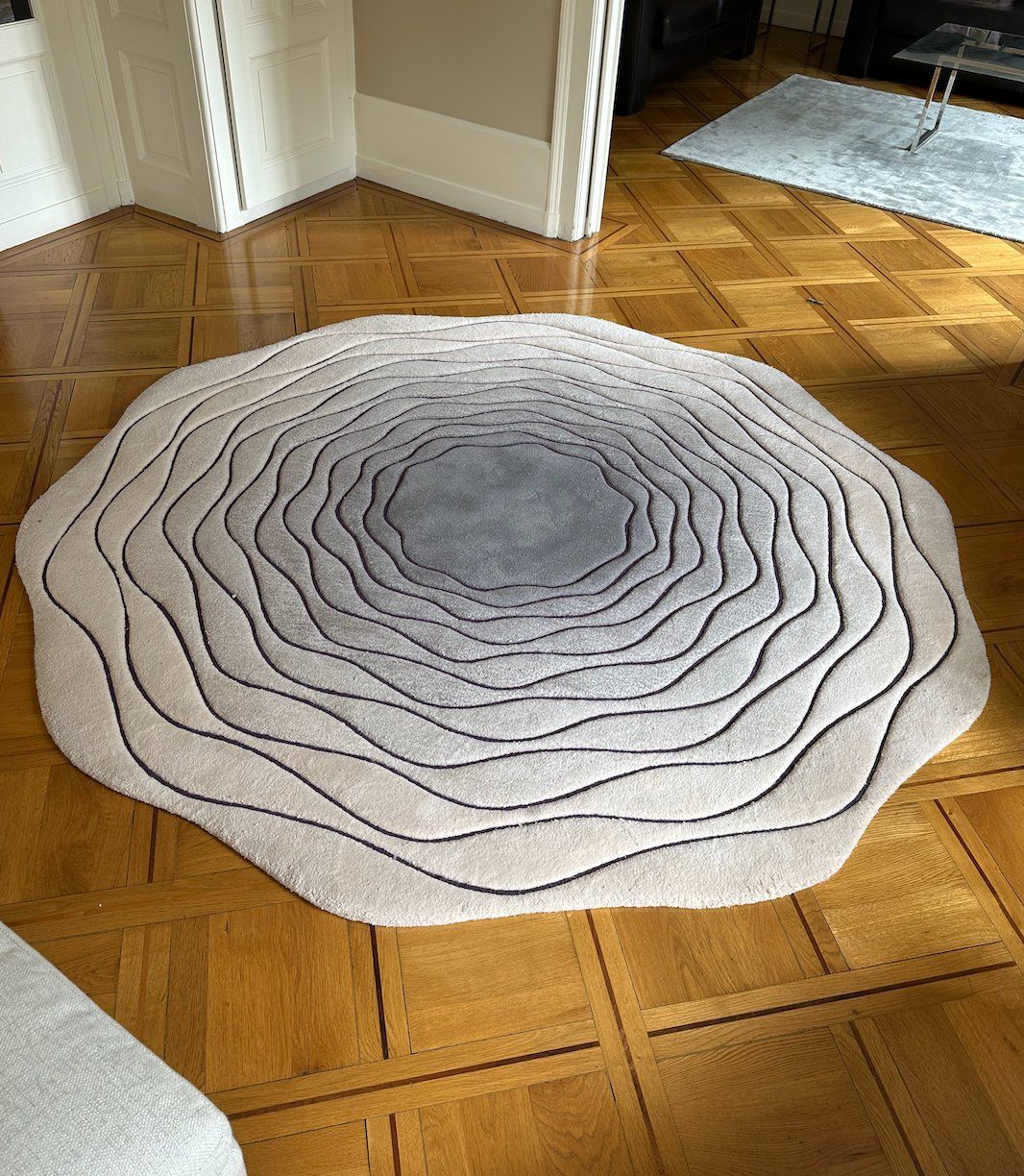 Teppiche: Tapis Hypnos: édition spéciale d'Atelier Oï – Gebraucht aus Vessy von sen_8zy8