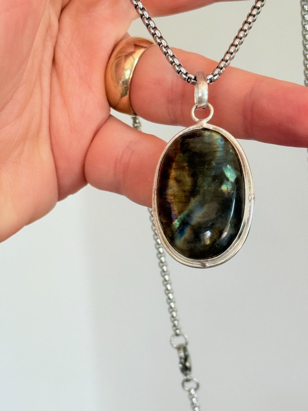 Catenine: Collier pendentif Labradorite - Élégance brute – Nuovo e nell'imballaggio originale da Genève venduto da AWWA 6