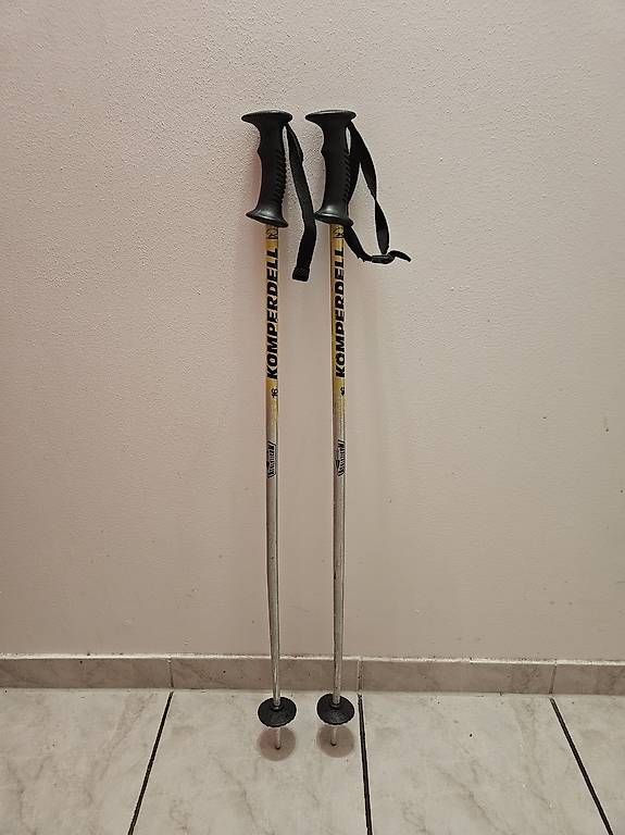 Komperdell Bastoncini da sci: Bâtons de ski Komperdell 90CM - Bon état – Usato da Monthey venduto da darkmine