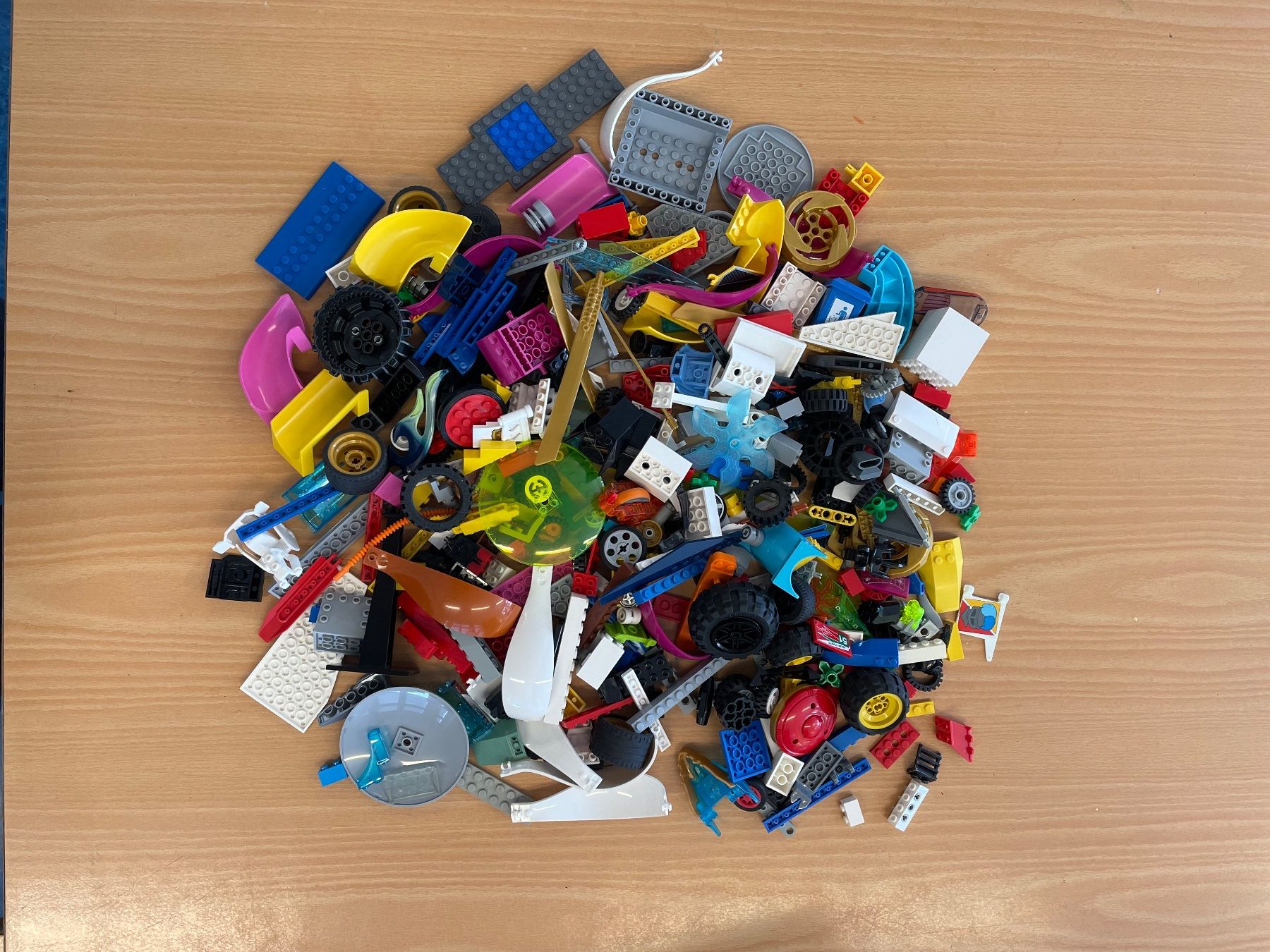 Lego Baukästen: Lego Konvolut - 1kg – Gebraucht aus Waltenschwil von fro_qb57