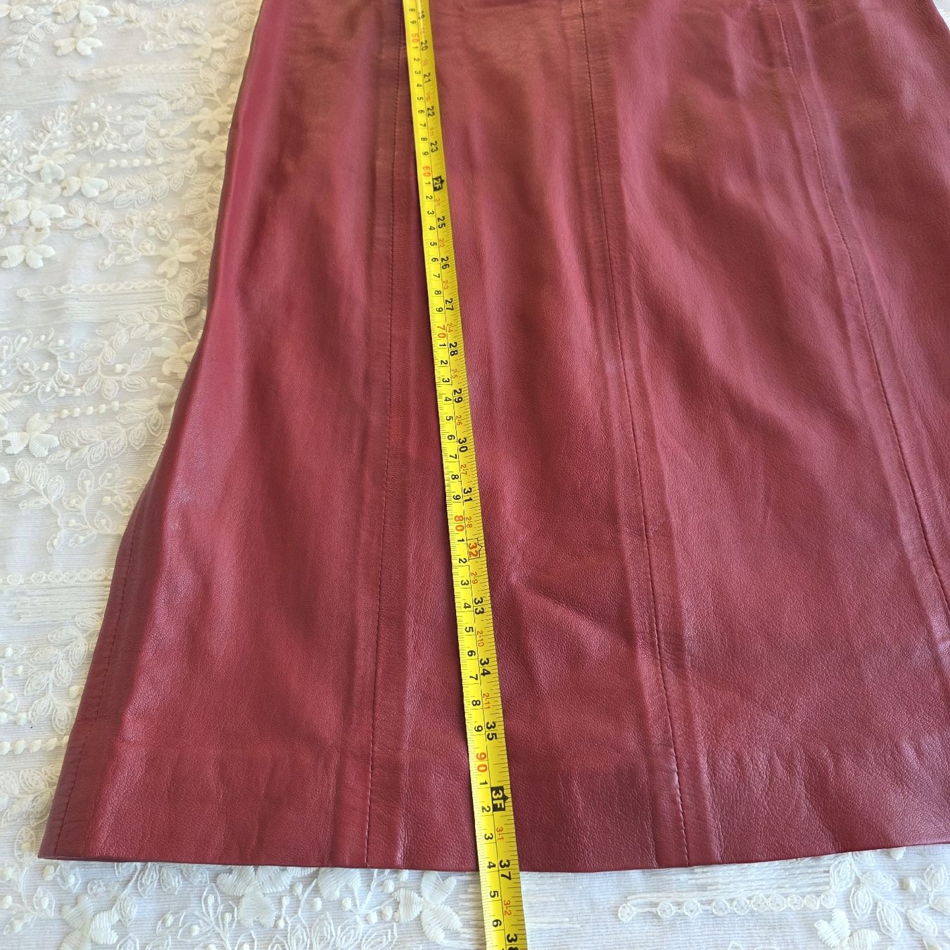 Vestiti: Elegantes rotes Lederkleid, Gr. S, ein Hingucker! – Usato da Rheinsulz venduto da Gilea 5