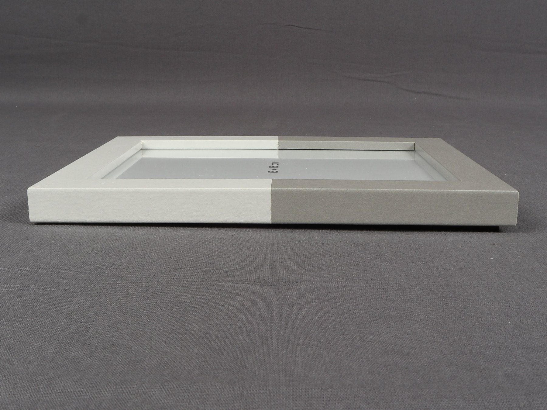 Bilderrahmen: BILDERRAHMEN 13 mal18 cm weiss grau – Neu (gemäss Beschreibung) aus Steinen von Restwert_Steinen 2