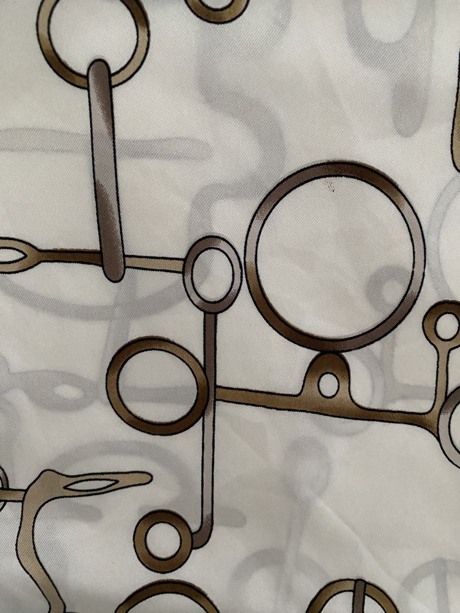 Foulards, Tücher & Schals: Seiden Schal 🌸 – Gebraucht aus Opfikon von Luis144 8