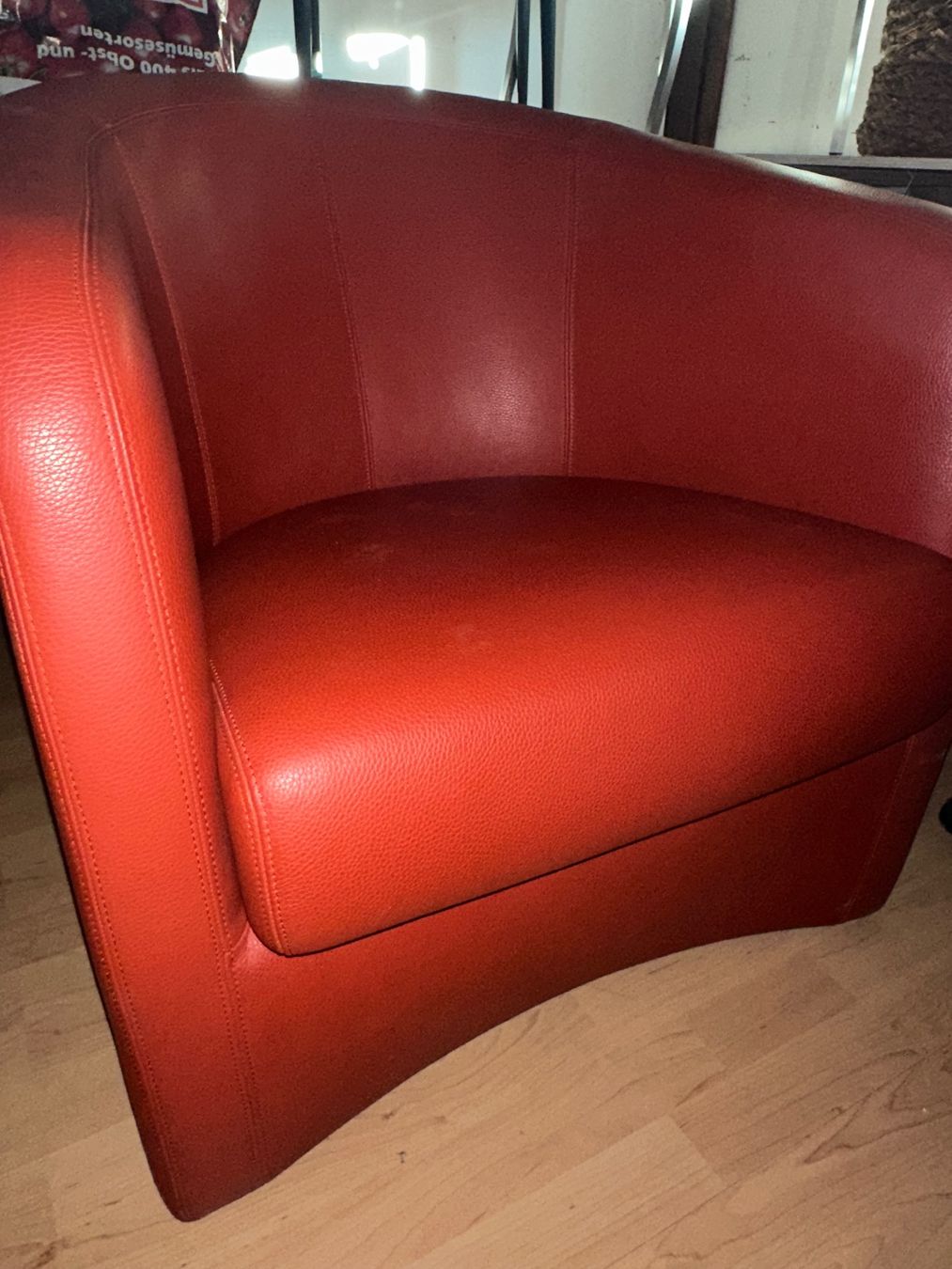 Poltrone: Drehsessel rot Leder – Usato da Rothrist venduto da victoryyy