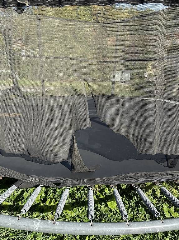 Trampoline: Gratis Trampolin  – Gebraucht aus Brittnau von Tsabli 1