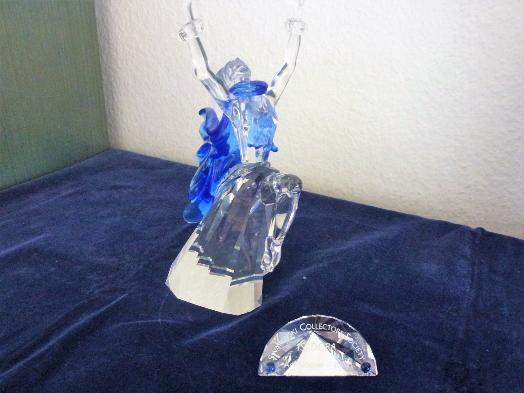 Swarovski Statuette: Swarovski SCS Jahresfigur 2002 Isadora – Usato da Zürich venduto da Fox410 8