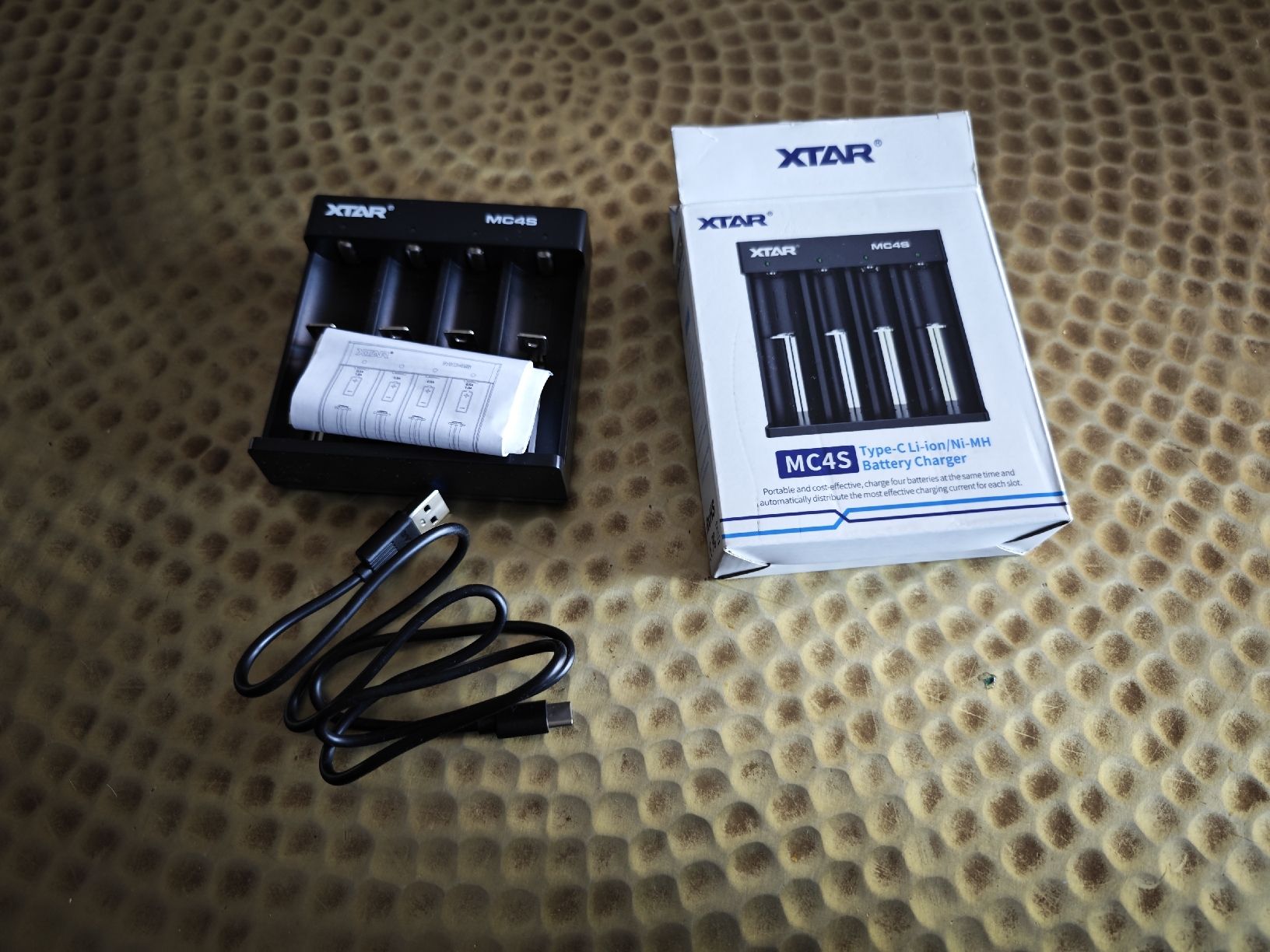 Caricabatterie: Battery Charger XTAR MC4S – Nuovo (secondo la descrizione) da Chexbres venduto da KaijanerEFF 1