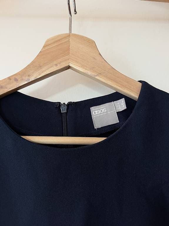 Vestiti: ASOS KLEID DUNKELBLAU – Usato da Zürich venduto da Nadgb1303 2