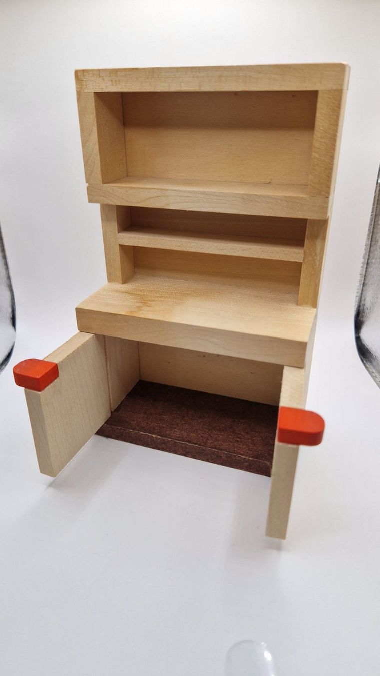 Case e mobili per bambole: Puppenhaus Schrank – Usato da Mörschwil venduto da lilliput-land25 1
