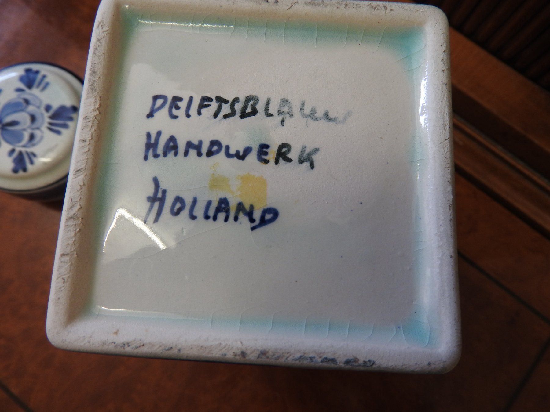 Sonstige Dekorationen & Accessoires: Teedose Delft - Porzellan – Gebraucht aus Stetten AG von Brissago25 2