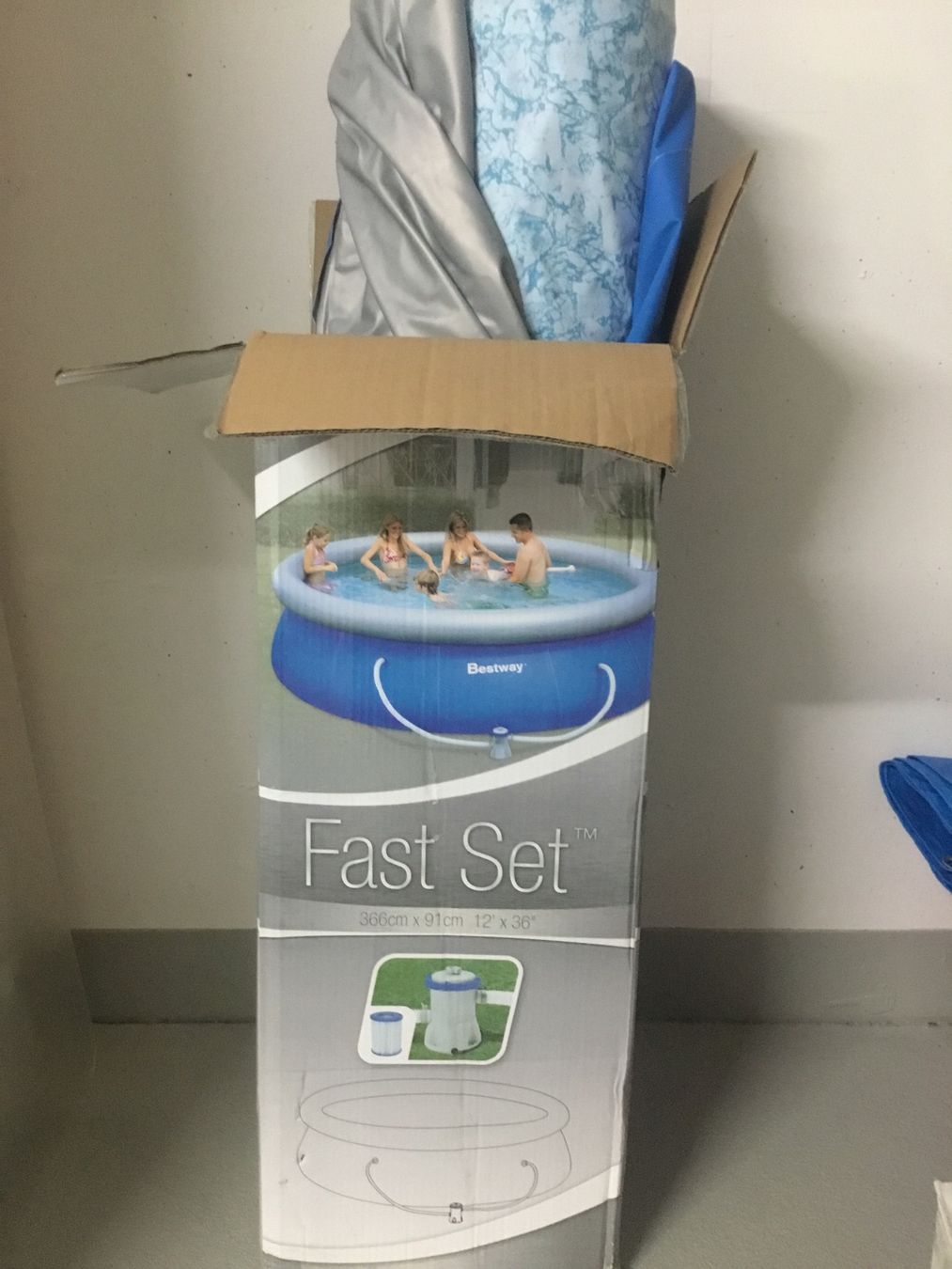 Bestway Piscine: Pool – Usato da Gutenswil venduto da pum72 1