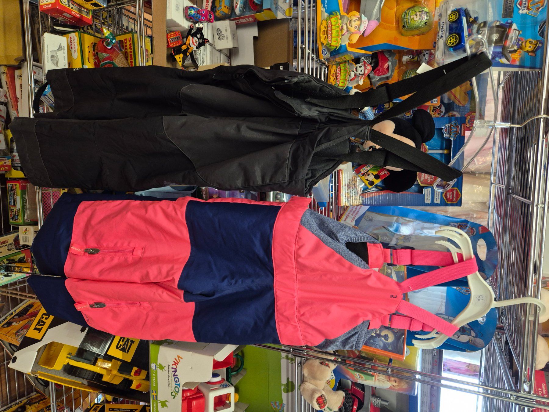 Helly Hansen Hosen: 1 Skihose nach Wahl Helly hansen98 oder Piste 500 Gr 92/98 B – Gebraucht aus Schwarzenburg von Sunny0290 1