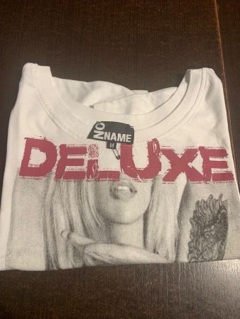 T-SHIRT court neuf taille M