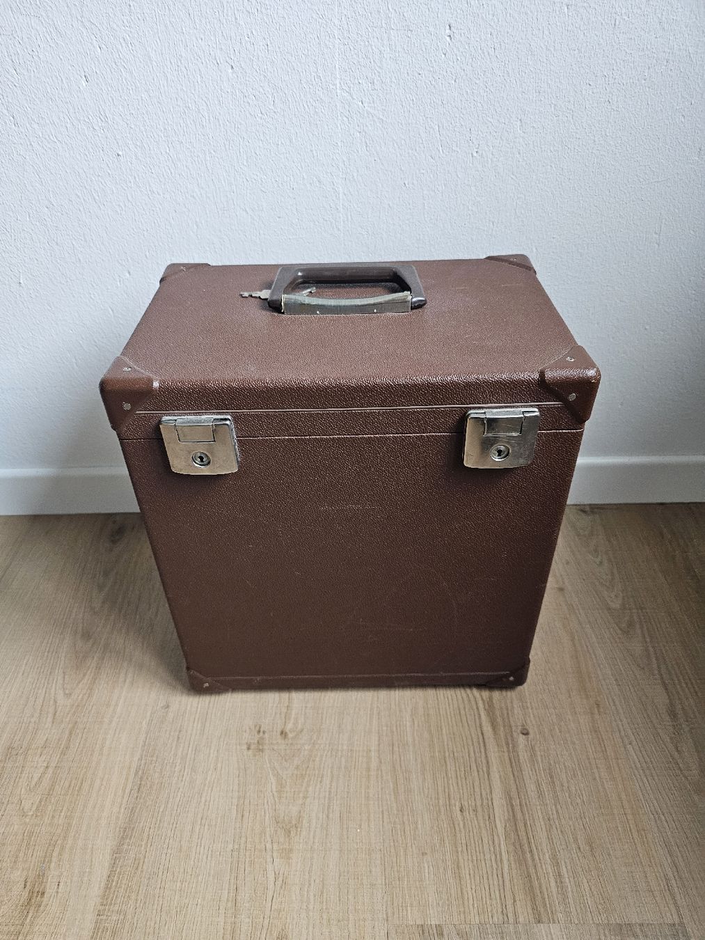 Strumenti musicali: Zugerörgeli Handorgel TOP Zustand inkl. Koffer – Usato da Berneck venduto da Spigi88 6