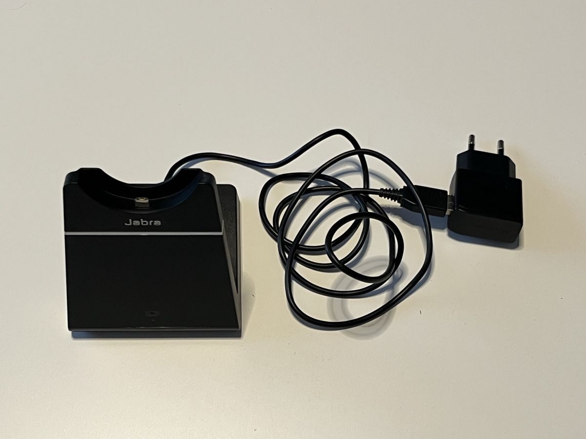 Jabra Cuffie: Jabra Evolve 65 Stereo Bluetooth Headset mit Ladestation – Usato da Tübach venduto da Stibe84 2