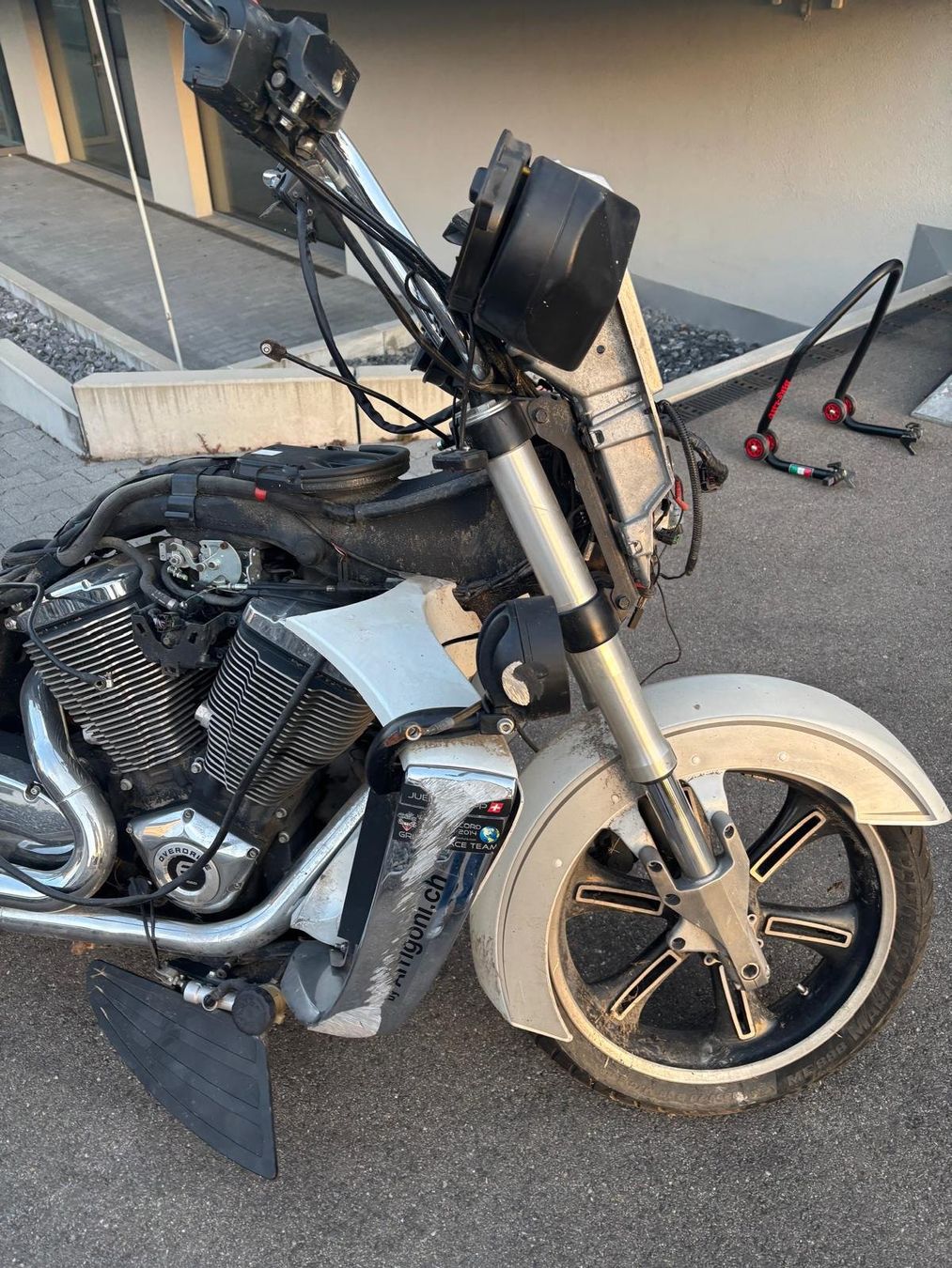 Chopper: Victory Cross Country / Export oder als Ersatzteileträger – Defekt aus Würenlos von Rest-Wert 2