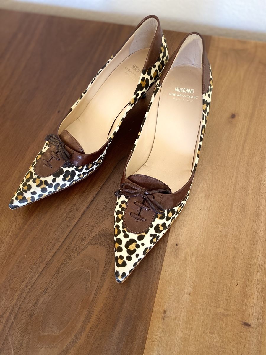 Moschino Scarpe da donna: Moschino-Pumps, echtes Leder, Leomuster, 37.5 – Nuovo (secondo la descrizione) da Zürich venduto da Klusek_2019 5