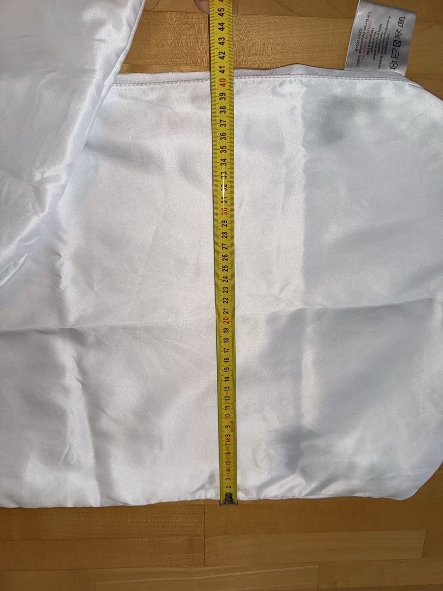Coussins: 2x Seidenkissenbezug – Neuf (Voir description) à Mörschwil par Seegurke18 3