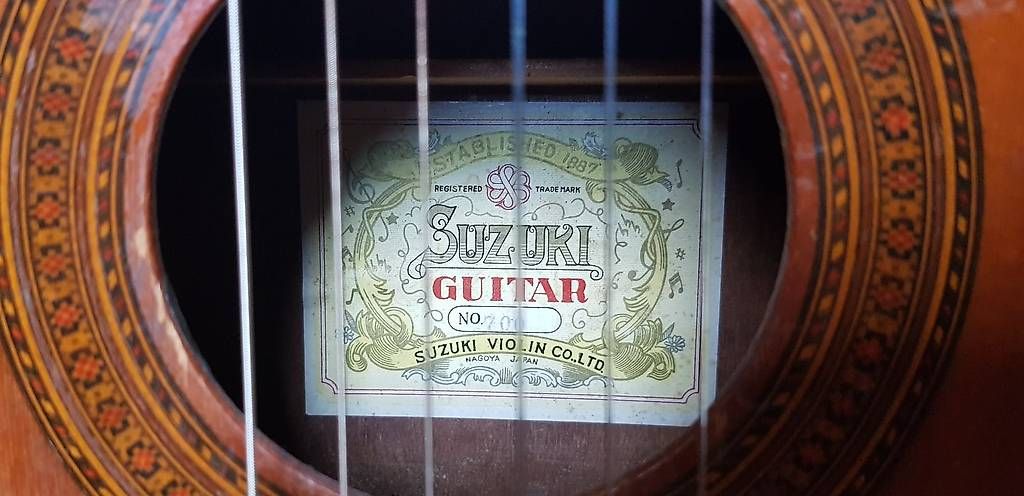 Musikinstrumente: Akkustische Guitarre – Gebraucht aus Zürich von dat_rdn7 2