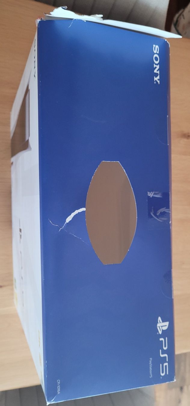 Sony Consoles: PlayStation 5 Disc Edition CFI-1016A inkl. OVP, 2 Controller – D'occasion à Walzenhausen par Mitch3r13 9