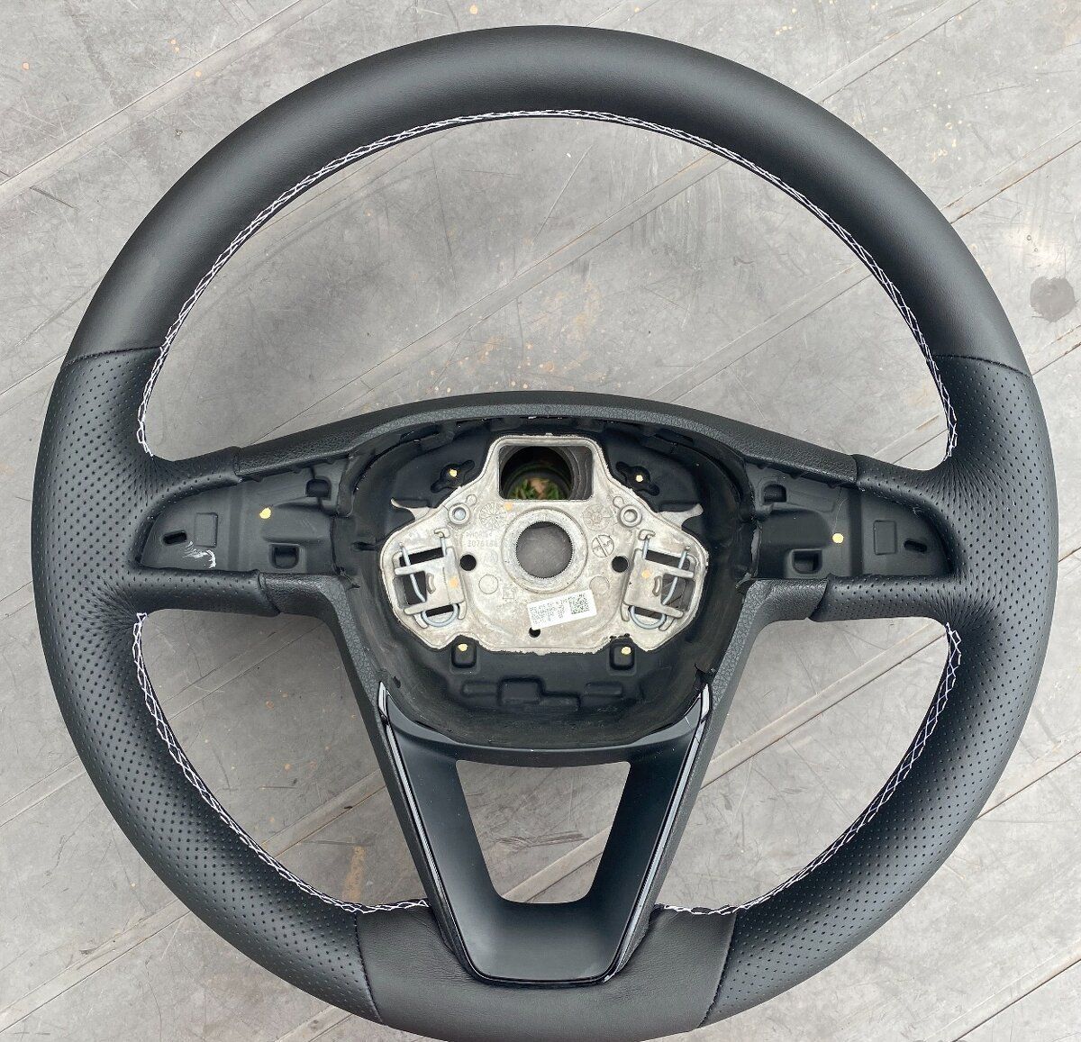 Seat Alle Autoersatzteile: Neu Leder lenkrad Seat Ibiza, Leon – Gebraucht aus Auw von Neo_z2rq 1
