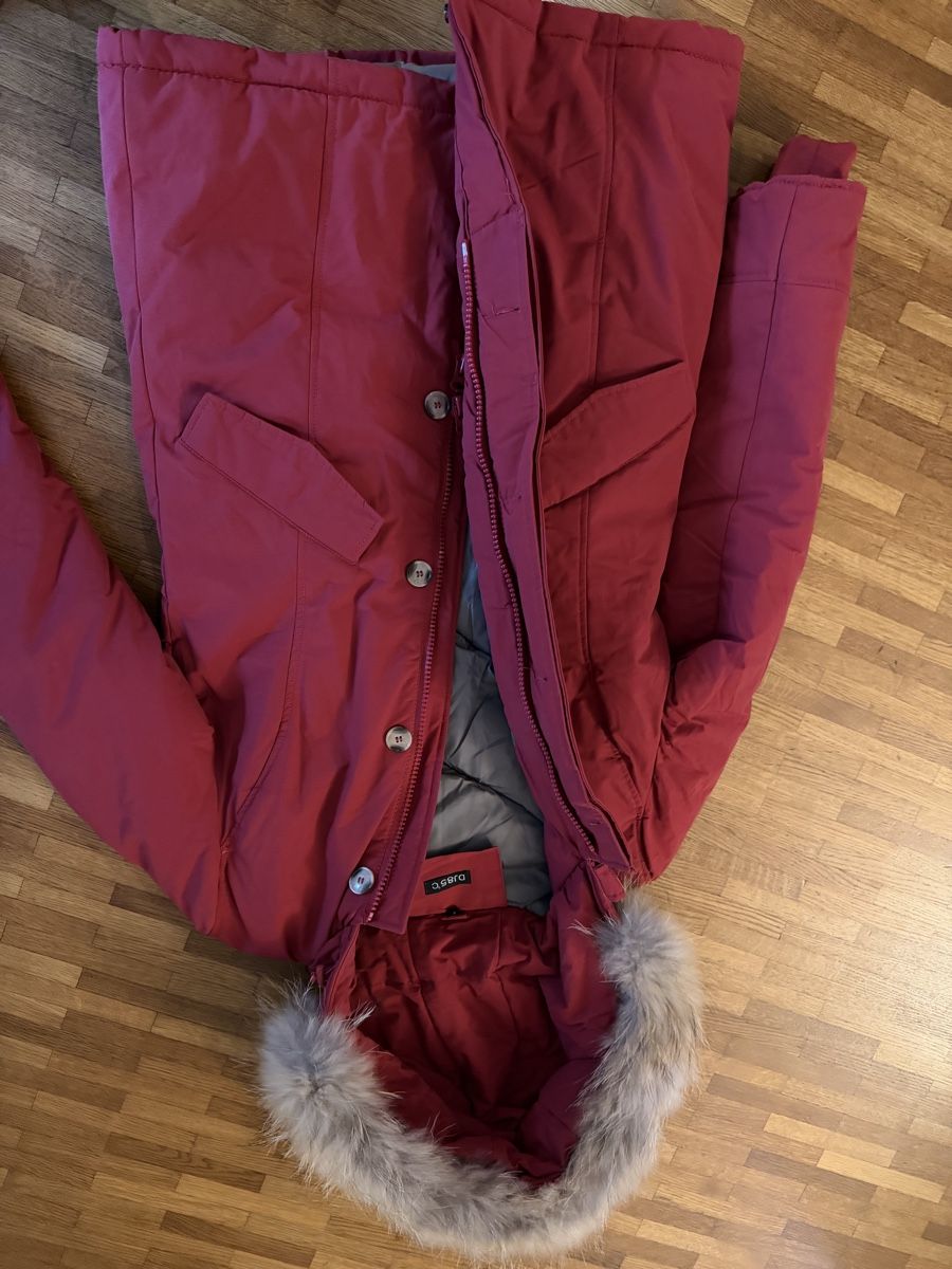 Cappotti: Wintermantel DJ85C rot mit Kapuze  – Usato da Morgarten venduto da elabaumann_ch 3