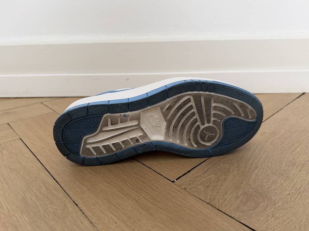 Scarpe da uomo: Nike Jordan 1 Elevate Low University Blue 40 – Usato da Basel venduto da Ohschaumal 3