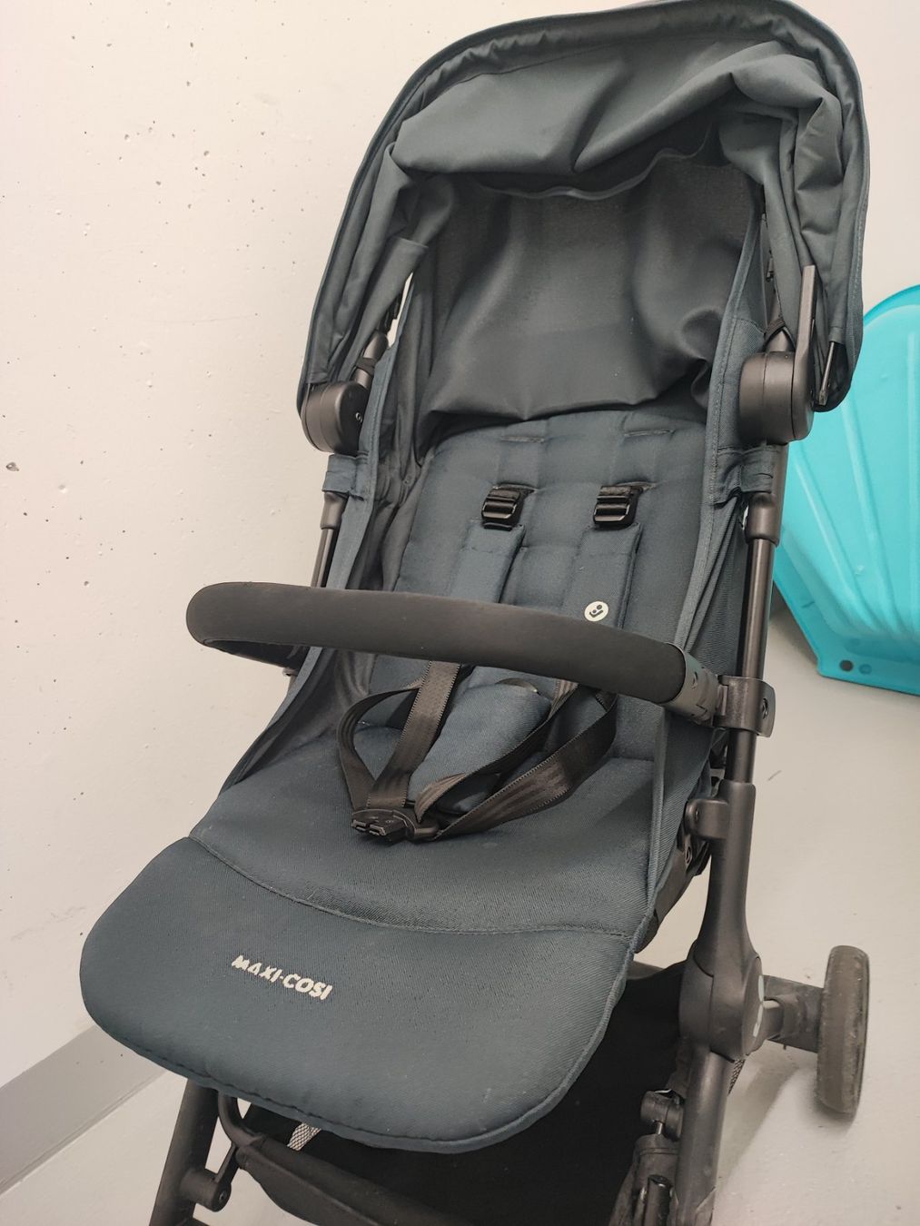 Maxi-Cosi Carrozzine: Maxi-Cosi Lara2 Essential Graphite (Black Frame) – Usato da Muri AG venduto da mar_tv5p 5