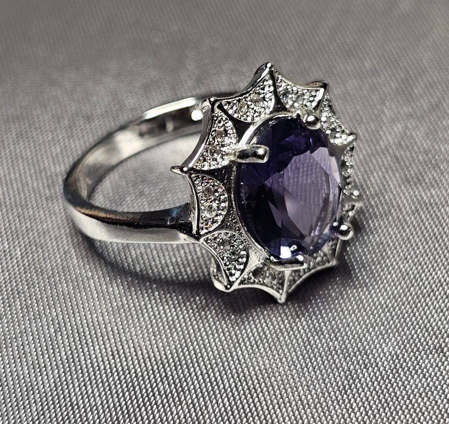 Anelli: Ring mit funkelndem Zirkonia, 925 versilbert Gr. 8 – Nuovo (secondo la descrizione) da Grenchen venduto da maretop 3