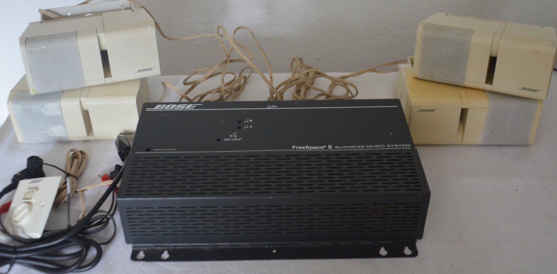 Bose Heimkino: Bose Freespace 6 Business Music System / Mount Flush – Gebraucht aus Collonges von arashee 1