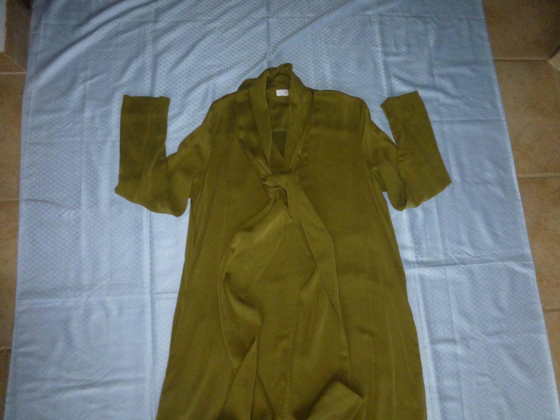 Robes: Damenkleid von Cos Gr. 38 – D'occasion à Würenlingen par drago56 2