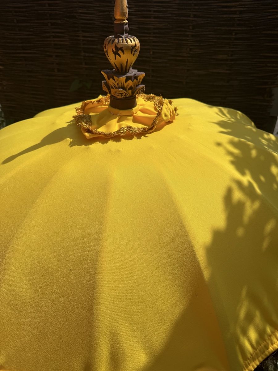 Ombrelloni: Sonnenschirm aus Bali – Usato da Fällanden venduto da Caramel7 5
