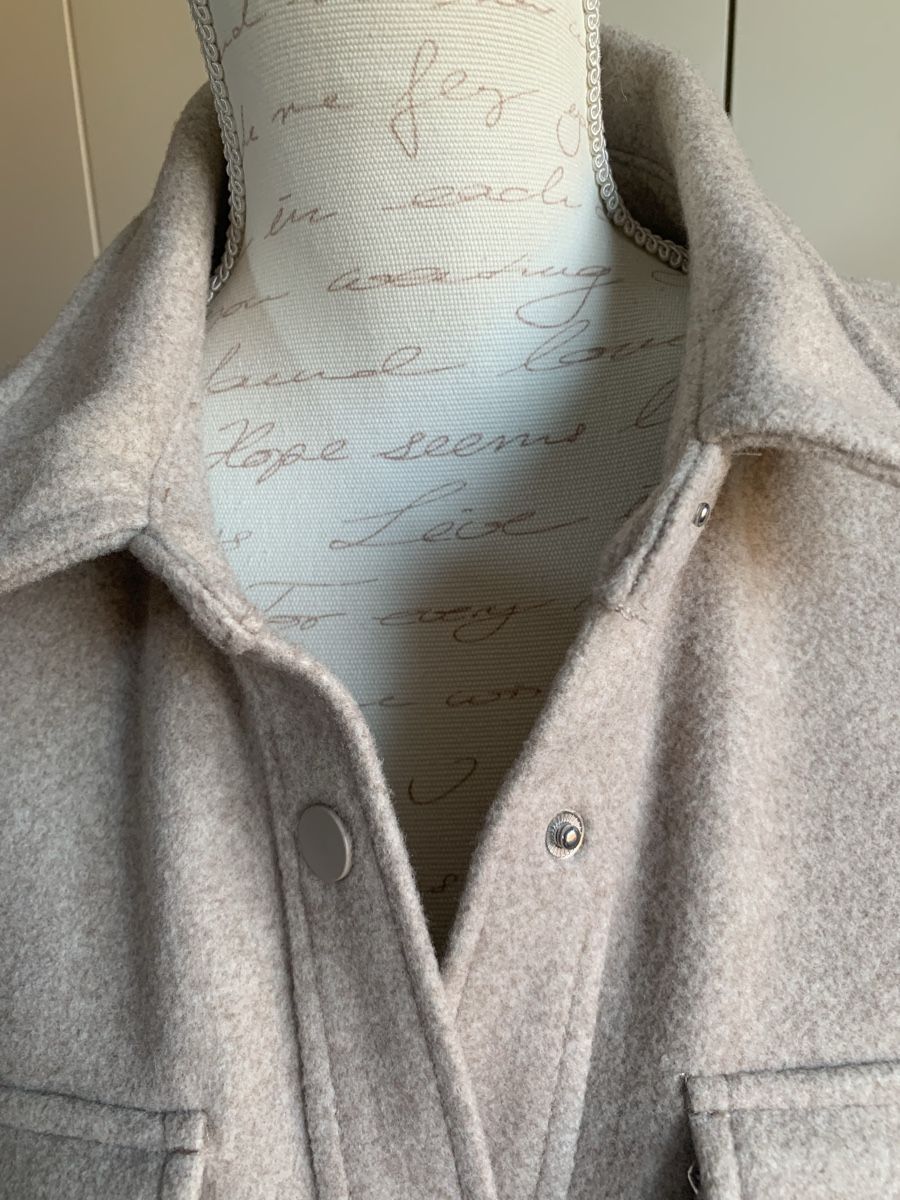 C&A Giacche: C&A Übergangs Jacke mit Gürtel, Gr. 50 – Usato da Ellikon an der Thur venduto da Bali1999 1