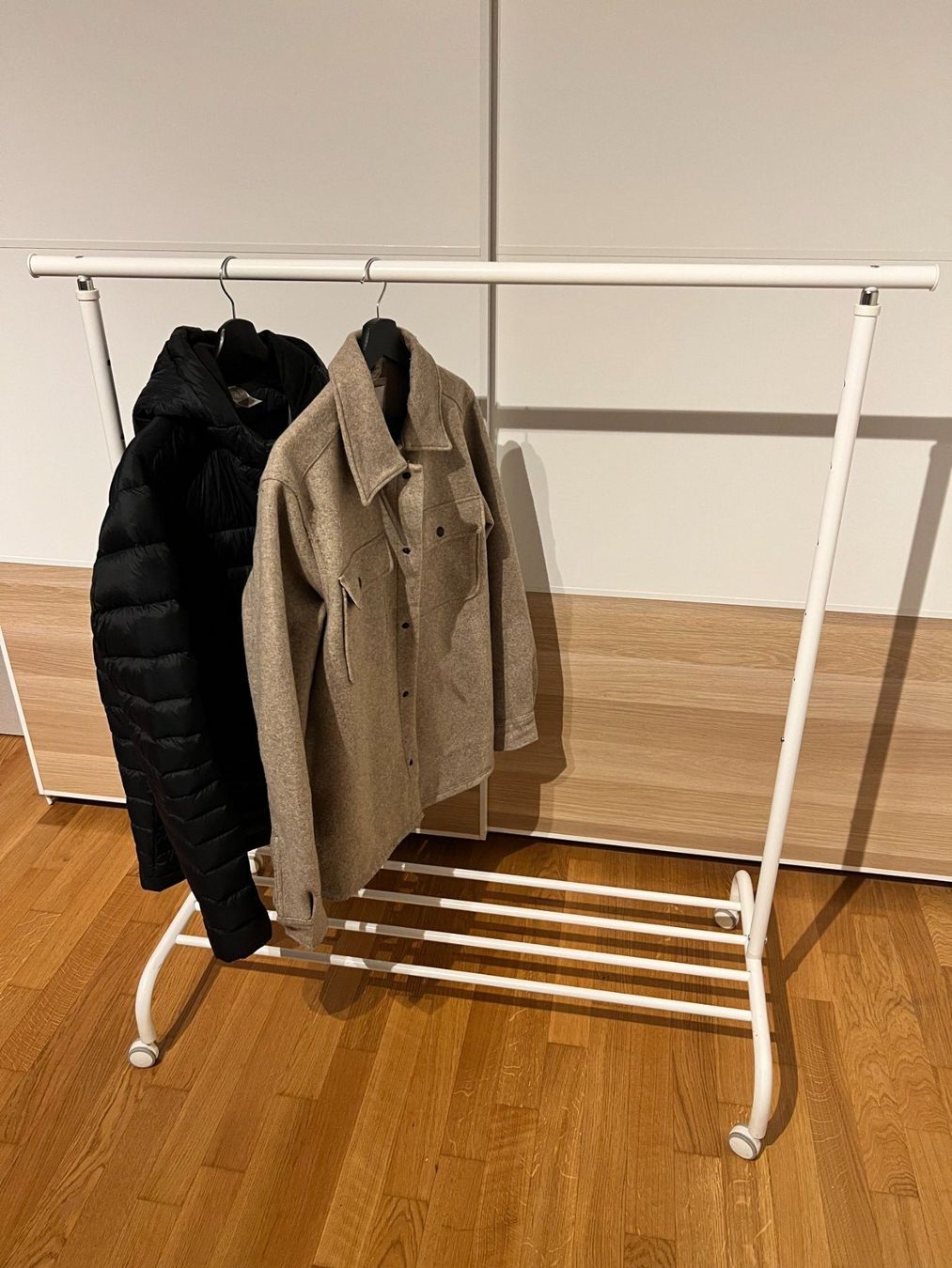 Ikea Garderobe: IKEA RIGGA Kleiderständer weiss – Gebraucht aus Uster von rek_g2n2 2