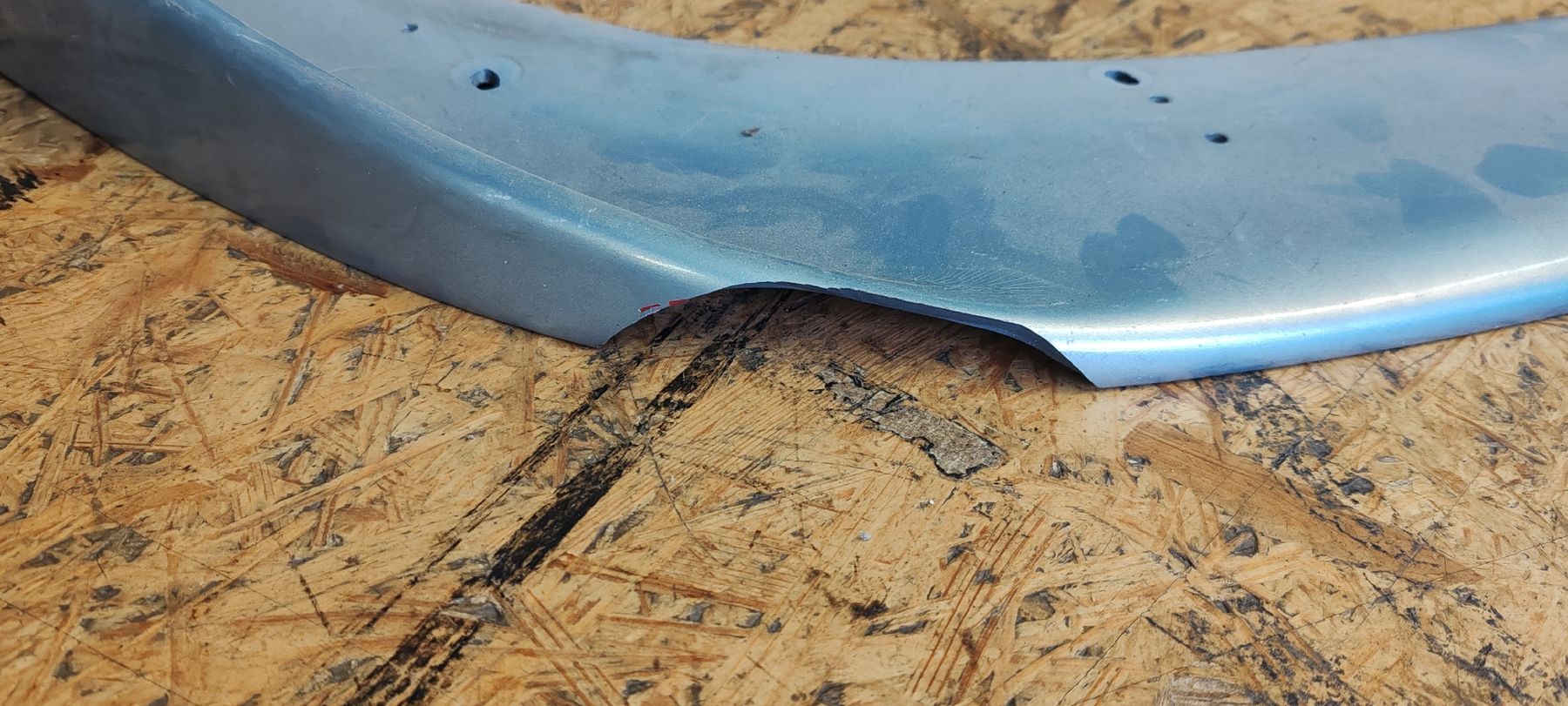 Alle Autoersatzteile: Moustaches Tuning pour pare-choc – Gebraucht aus Biel/Bienne von Mollarddesign 1