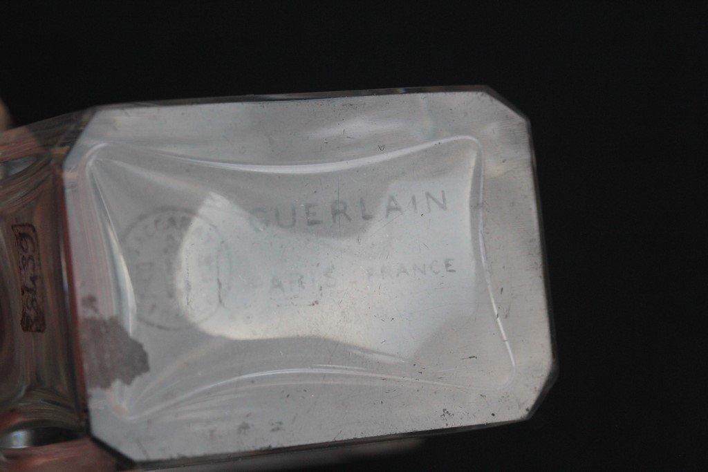 Flaconi: BACCARAT Flacon Mitsouko GUERLAIN – Usato da Vandoeuvres venduto da Dom-Tom 3