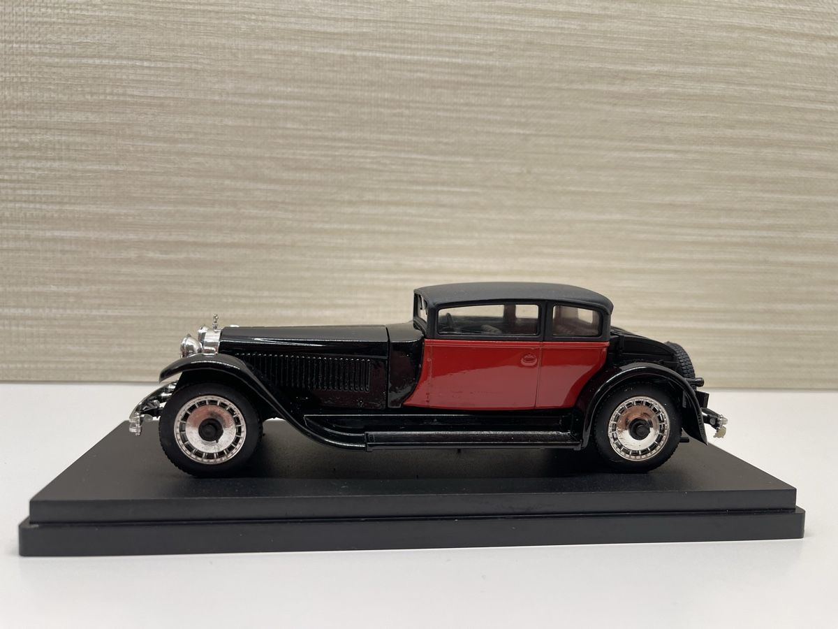 Bugatti Modellini d'auto: Bugatti Type 41 Royale Coupe de Ville, Massstab 1:43 – Nuovo (secondo la descrizione) da Siebnen venduto da speedy63