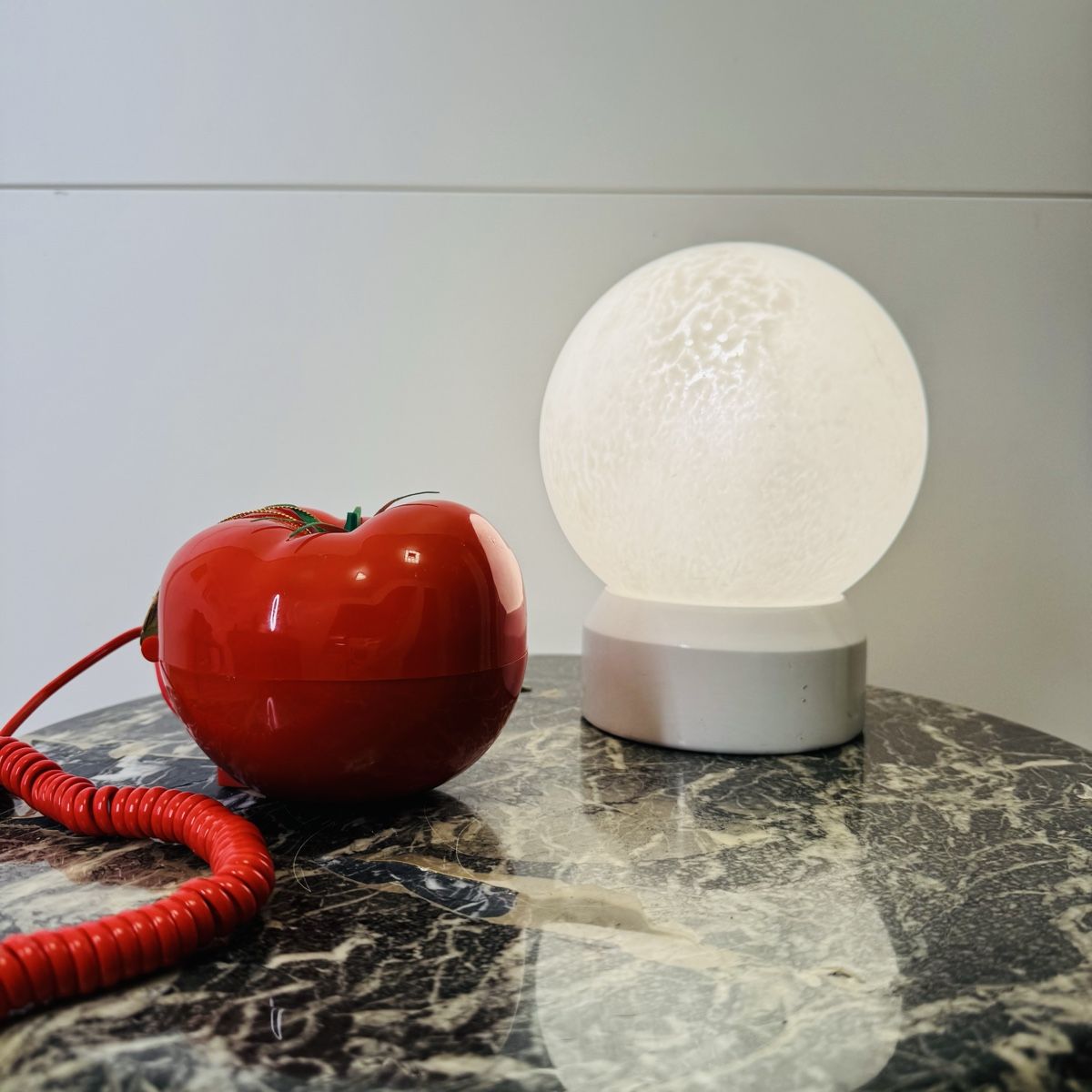Lampen: Panton style vintage table lamp – Gebraucht aus Zuerich von EMANUELEFEDERICO 1
