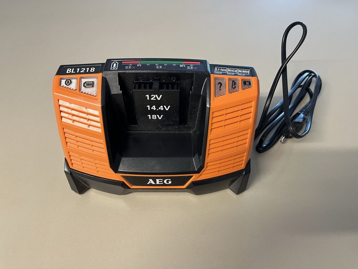 AEG Perceuses: Aeg / Akkubohrer – Neuf (Voir description) à Volketswil par asc_yp5h 2