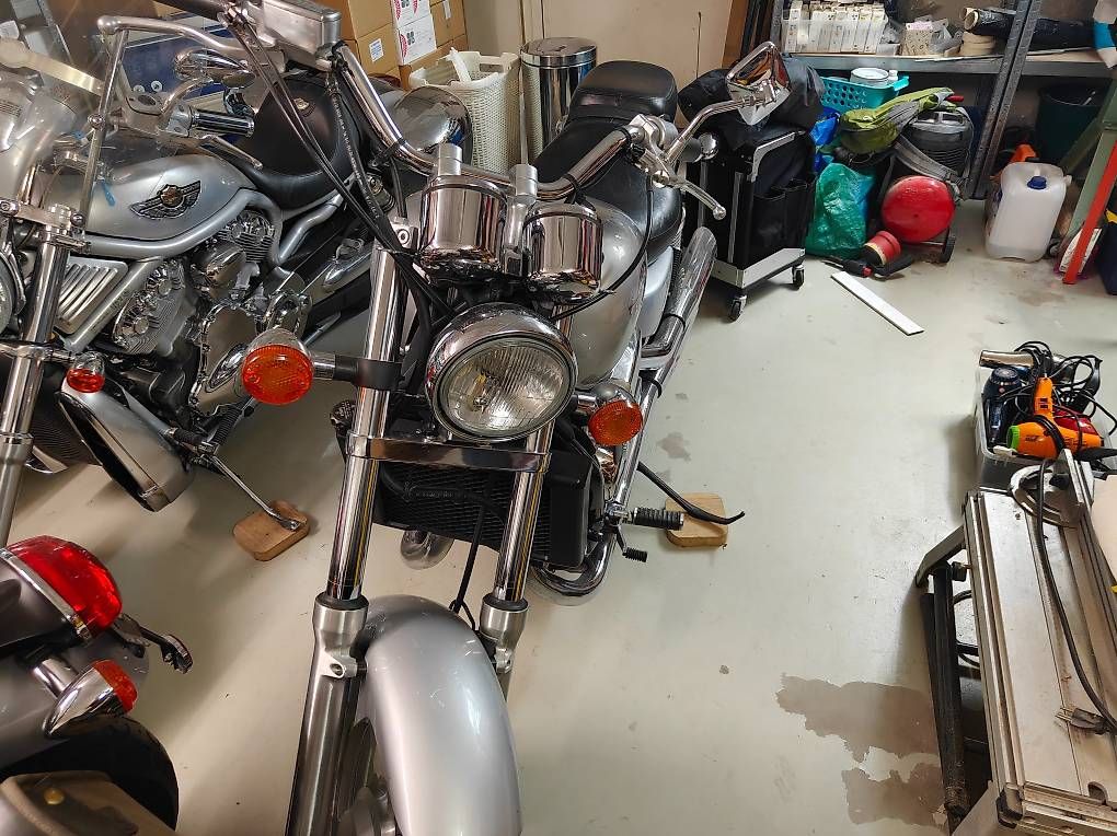 Chopper: Honda VF 750 C – Usato da Fehraltorf venduto da Cramora 1