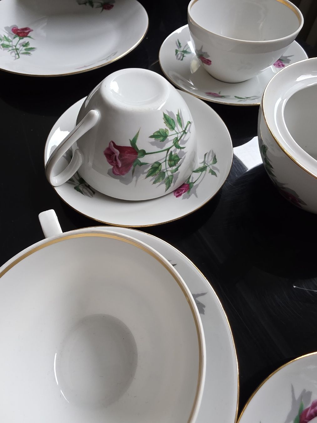 Set di piatti: Kaffee oder Tee set für 5 Personen – Usato da Basel venduto da soomer 2
