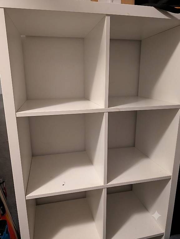 Scaffali: KALLAX
Regal, weiß, 77x147 cm – Usato da Basel venduto da Cheddu