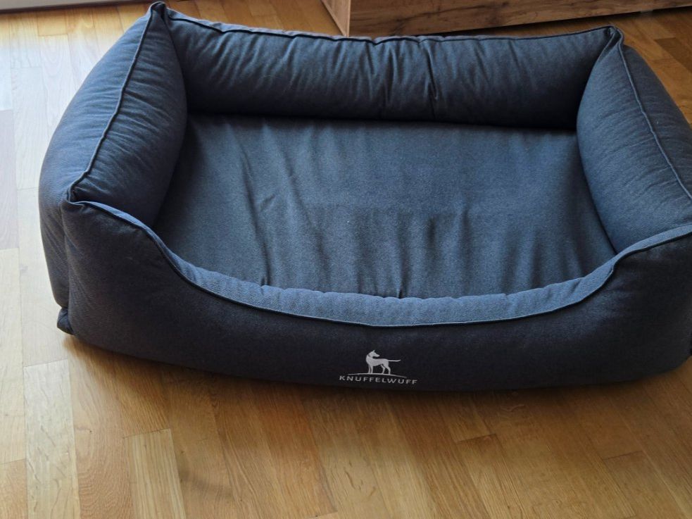 Knuffelwuff Hunde-Bett Leon Velour XXL 120x 85cm, Anthrazit (Gebraucht) in  Neuenhof fr CHF 40  nur Abholung auf Ricardo kaufen